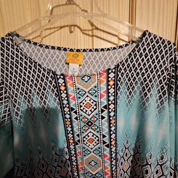 NEW. RUBY RED SHIRT - Picture 2 of 3